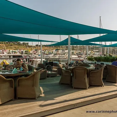 Stunning Marina View Albufeira